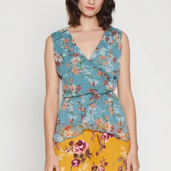 Walter Baker Tops - NWT Walter Baker Paulo Floral Top S